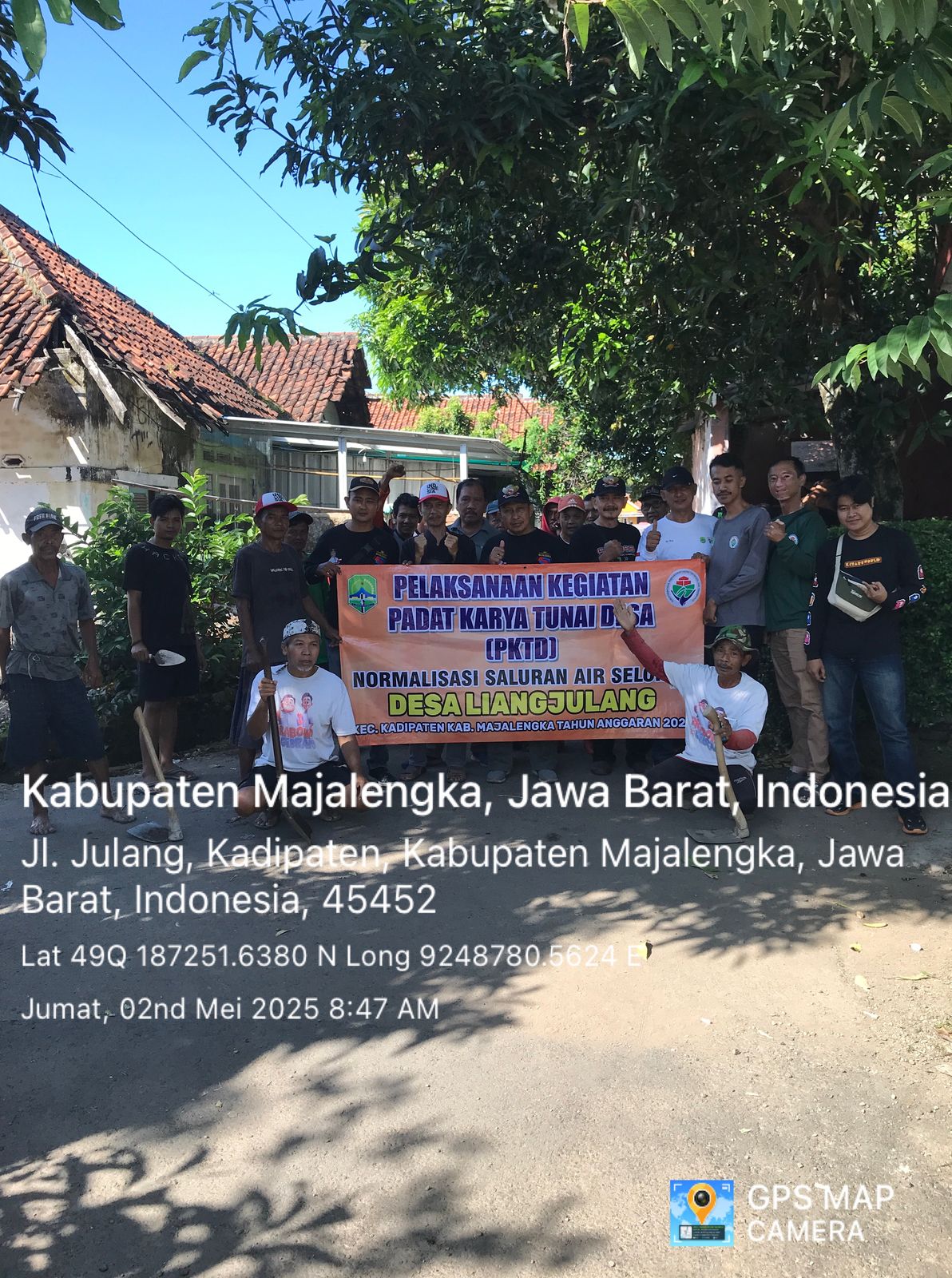 PELAKSANAAN PKTD NORMALISASI SELOKAN JALAN DI BLOK LIANGJULANG